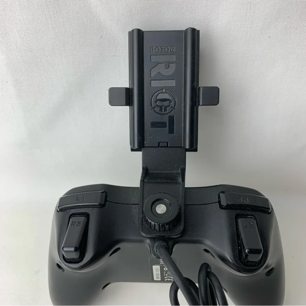 Rotor Riot Video Game Controller for iPhone,‎ Lightning Connector - RR1850
